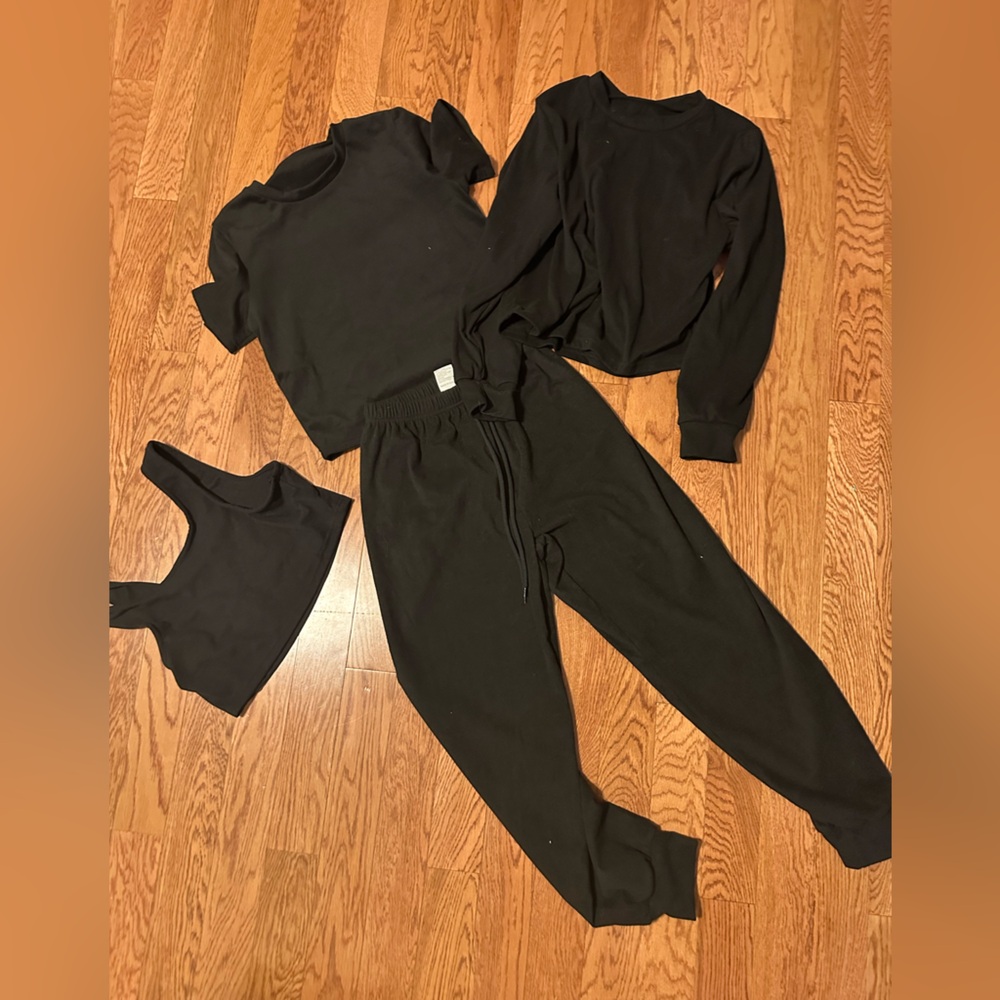 Black Three-Piece Lounge Set